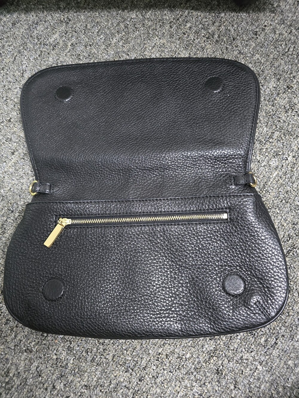 Tory Burch Black Pebbled Leather Amanda Clutch with Gold Logo Medallion - Picture 4 of 8